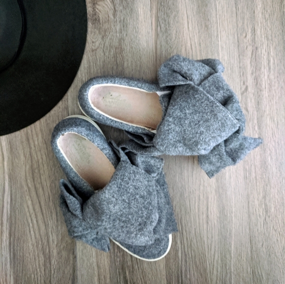 Joshua Sanders Grey Felt Bow Slip Ons 7/37 - Picture 2 of 12